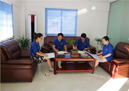 魯科重工-洽談風(fēng)采