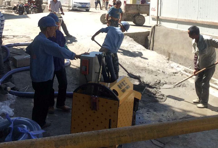 二次構(gòu)造柱泵廠家設(shè)備施工現(xiàn)場(chǎng)