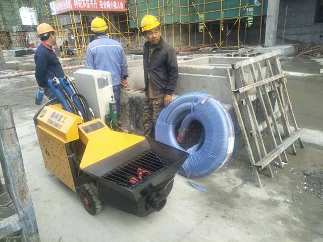 二次結構輸送泵施工