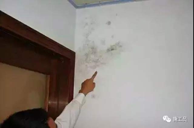 &nbsp;墻面受潮返堿的處理方法