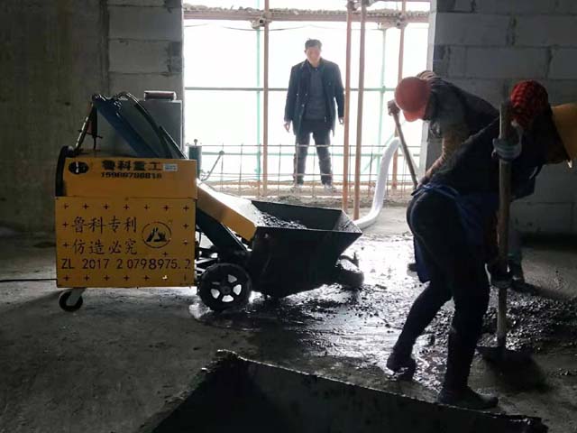 二次構(gòu)造柱泵上料機