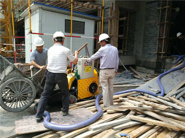 二次構(gòu)造柱澆注泵